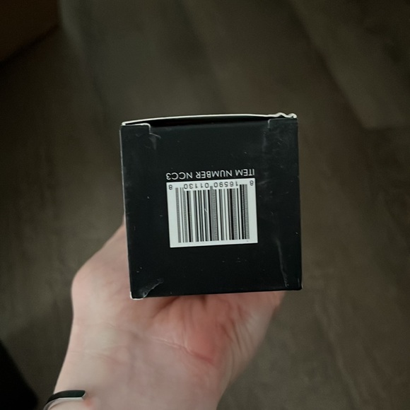 Bella Terra Cleanser and Toner - Picture 5 of 5